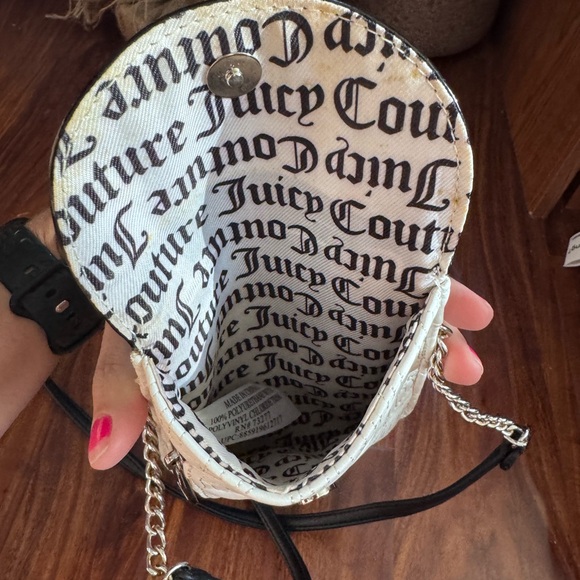 Juicy Couture Black and white Crossbody Bag - Picture 5 of 6
